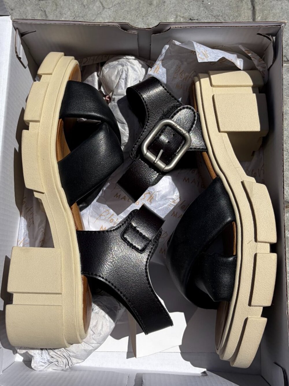 Blowfish Malibu Comilla Vegan Black Platform Lug Sole Sandals Size 8